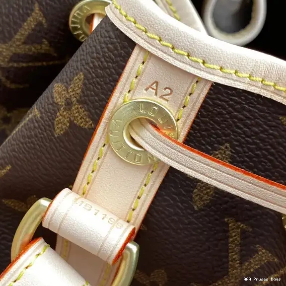 AAA Pruses Bags LOUIS NOÉ VUITTON 0610